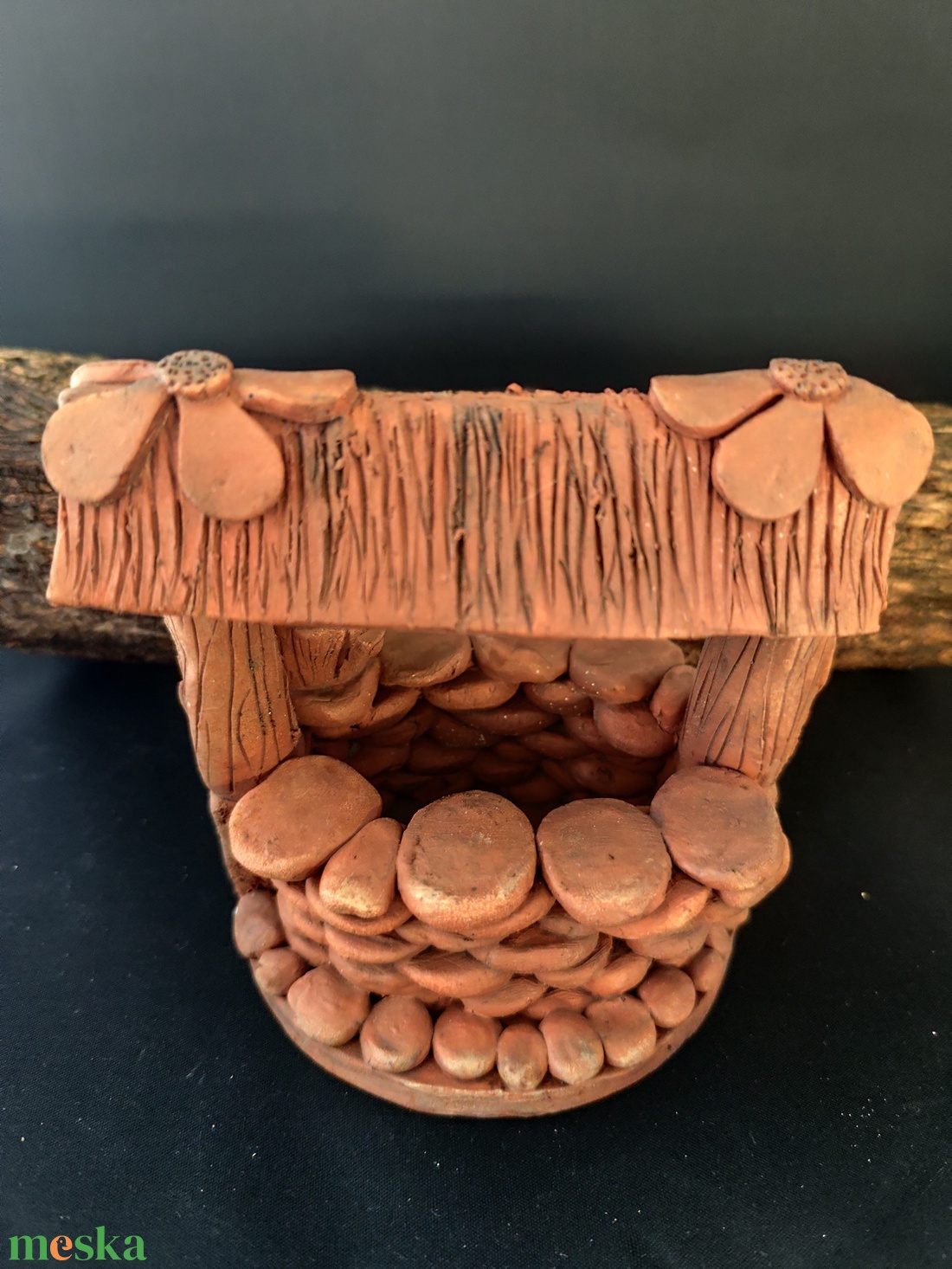 Kerámia kút vödörrel - otthon & életmód - ház & kert - kerti dísz - Meska.hu