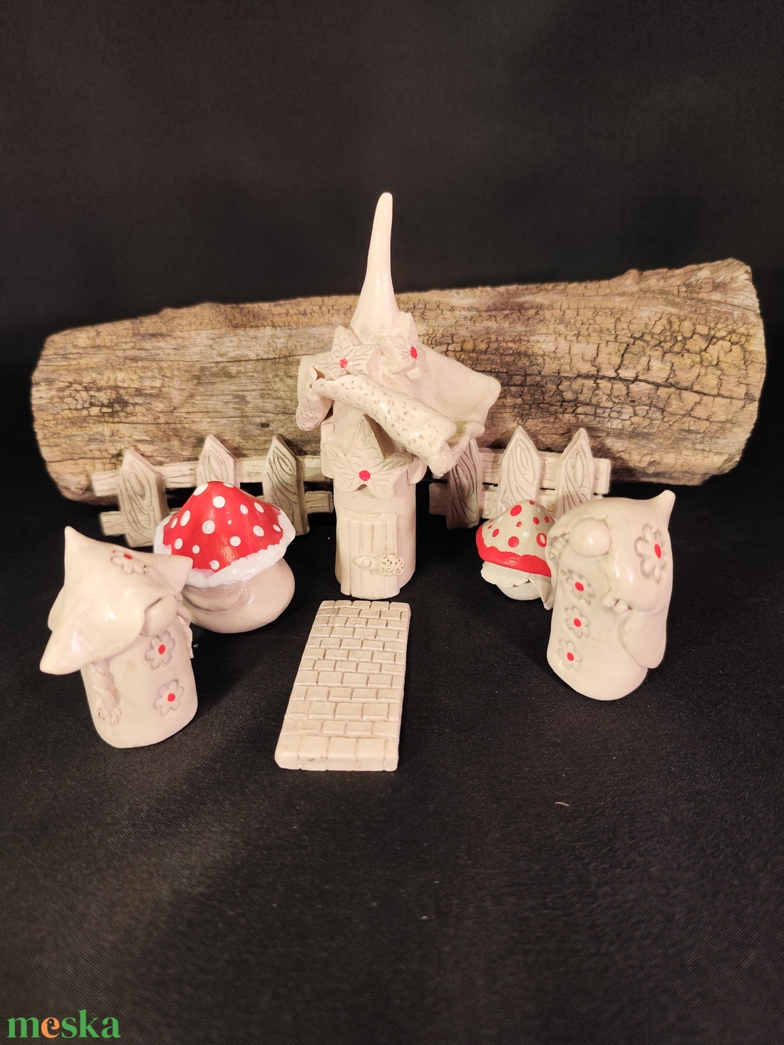 Kerámia tündérkert piros - otthon & életmód - ház & kert - kerti dísz - Meska.hu