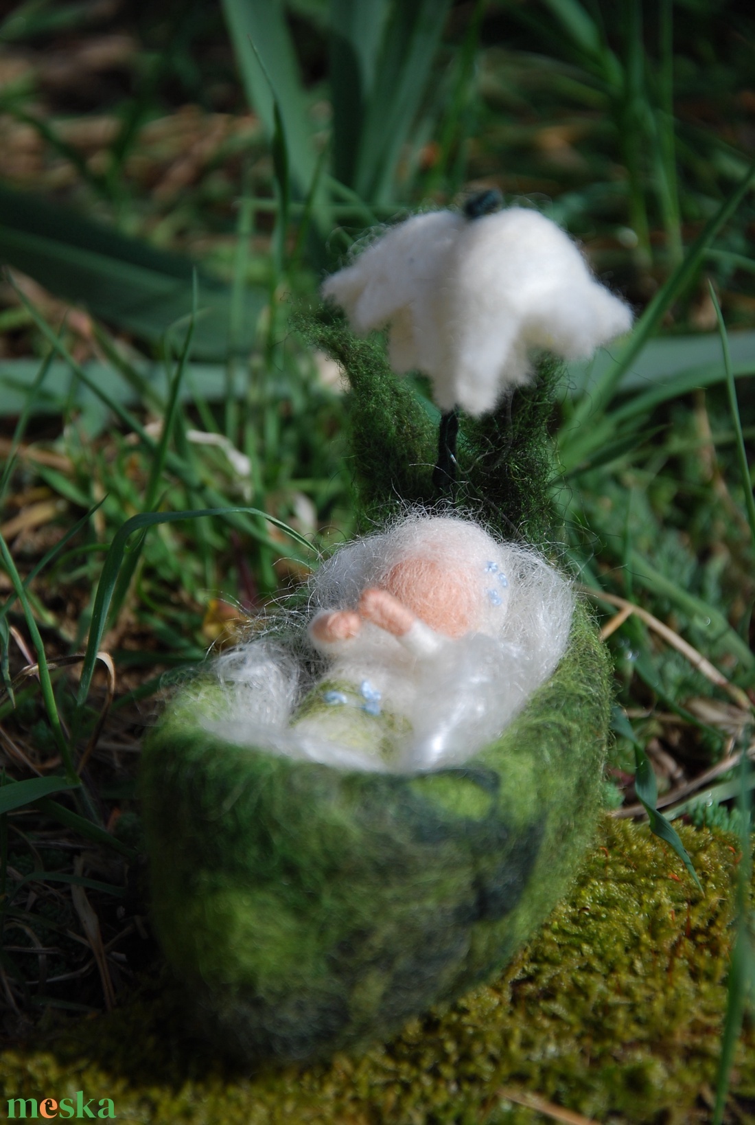 Virágbaba bölcsőben - játék & sport - készségfejlesztő és logikai játék - készségfejlesztő és logikai játék - Meska.hu