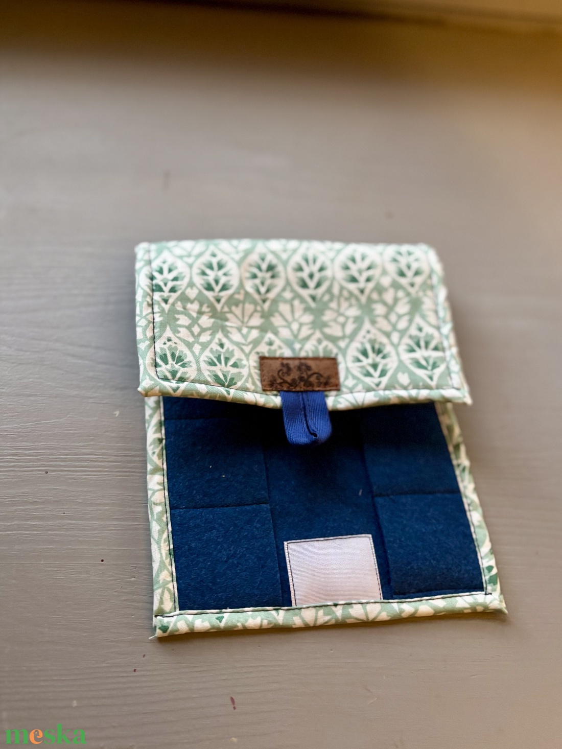 Krétakukac, méhviaszkréta tartó - Waldorf  - otthon & életmód - papír, írószer - tolltartó & ceruzatekercs - Meska.hu