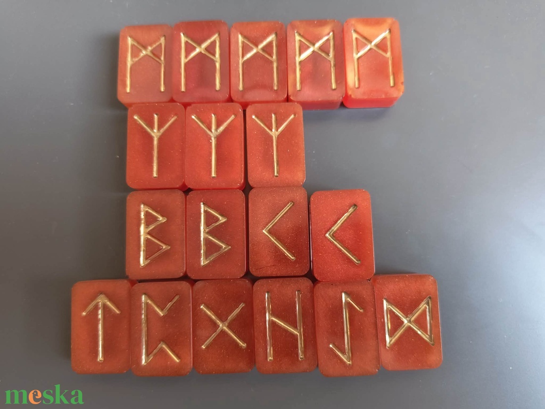 Rendelésre Futhark rúnák - kellékek & szerszámok - dekorációs kellékek - egyéb kellékek - Meska.hu