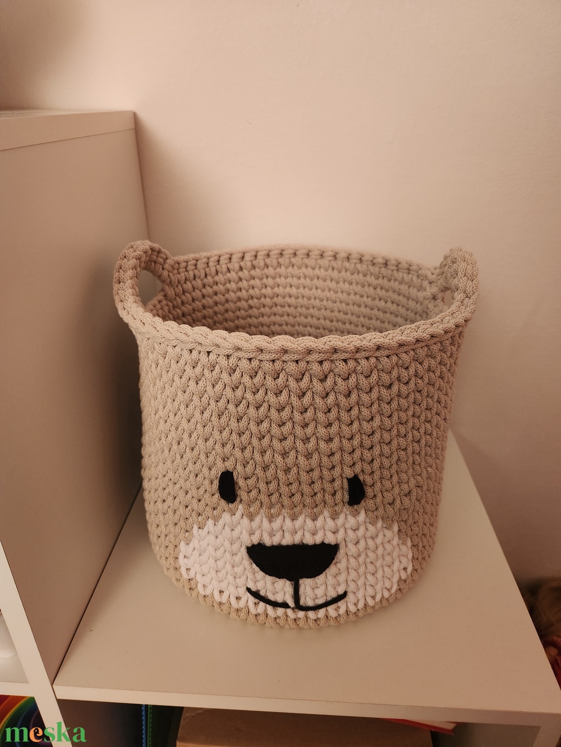 Fonalmackó tároló - horgolt kosár gyerekszobába - baba - mama - babaszobabútor - játéktároló - Meska.hu