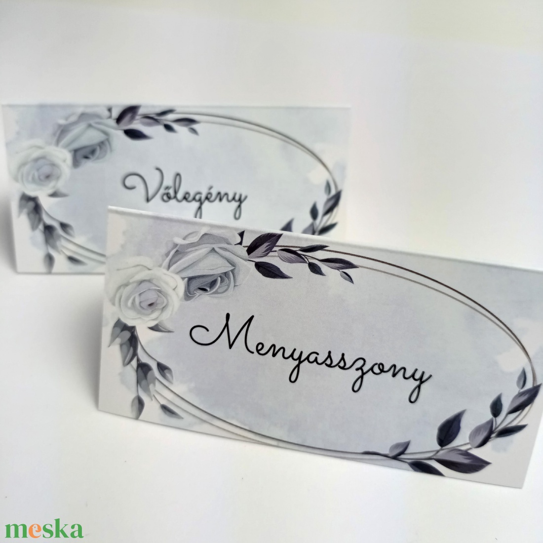 Esküvői ültetőkártya - kék, virágos - esküvő - meghívó & kártya - ültetési rend - Meska.hu