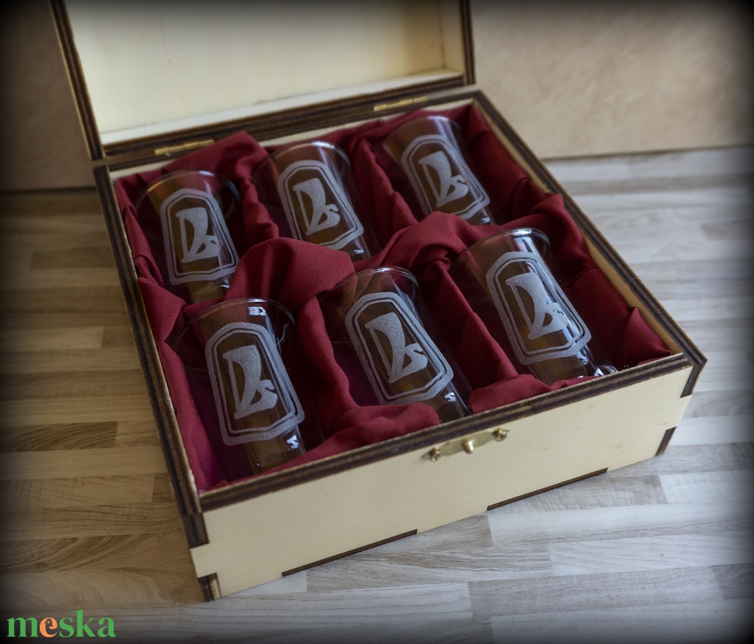 Pálinkás szett- Lada rajongóknak! :) - otthon & életmód - konyhafelszerelés, tálalás - tálalás - pálinkás poharak, szettek - Meska.hu