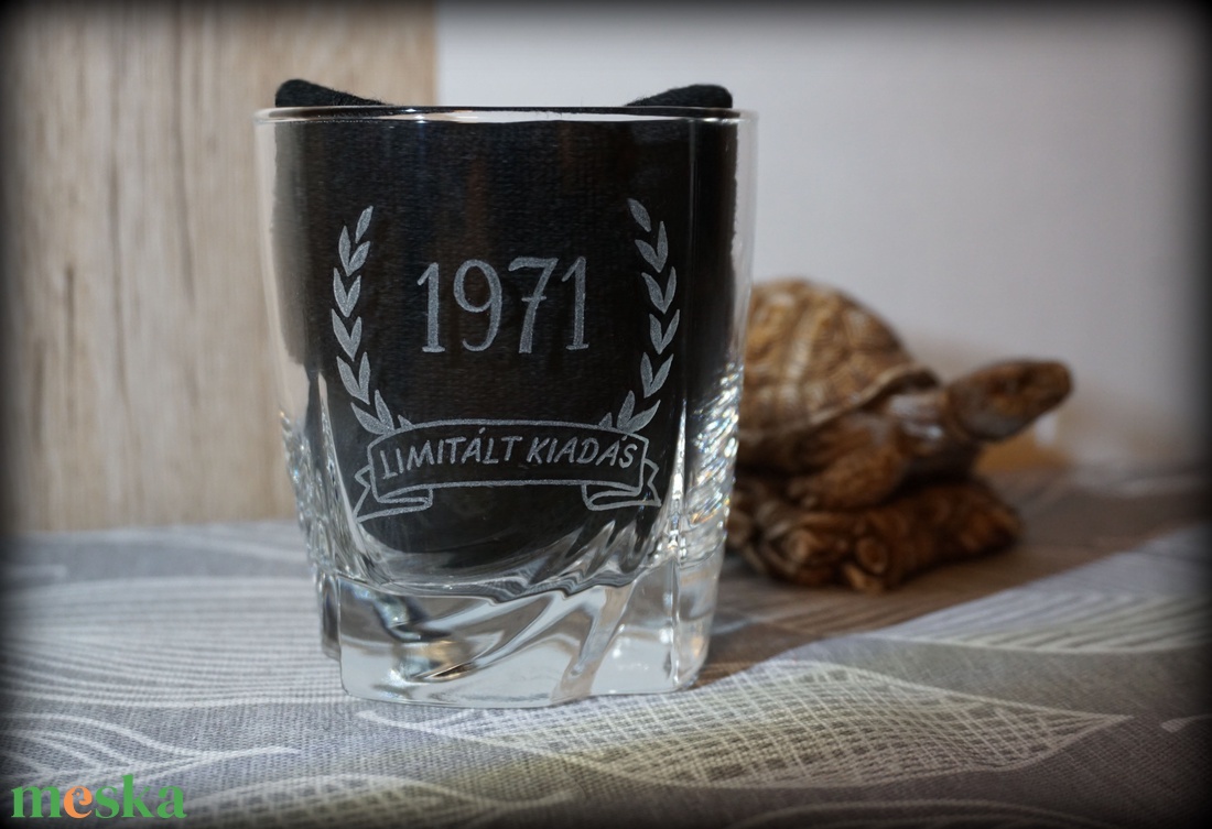 Whiskis pohár fa dobozban - otthon & életmód - konyhafelszerelés, tálalás - tálalás - pohár - Meska.hu