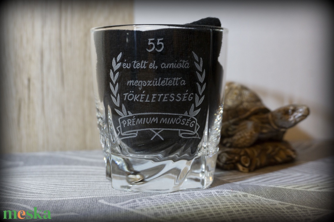 Whiskis pohár fa dobozban - otthon & életmód - konyhafelszerelés, tálalás - tálalás - pohár - Meska.hu