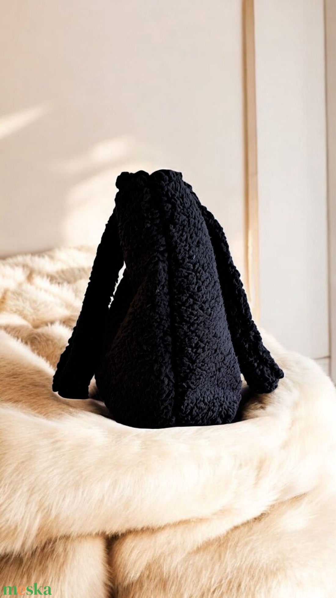 Fekete plüss táska - táska & tok - kézitáska & válltáska - nagy pakolós táska - Meska.hu