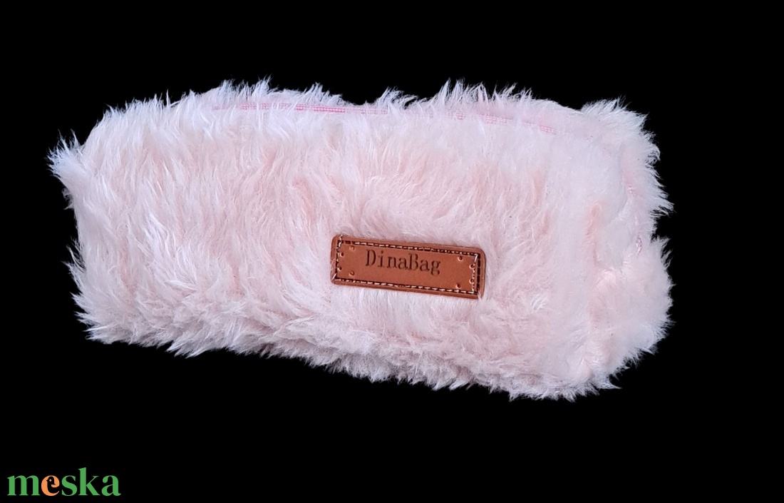 Műszőrme tolltartó - otthon & életmód - papír, írószer - tolltartó & ceruzatekercs - Meska.hu