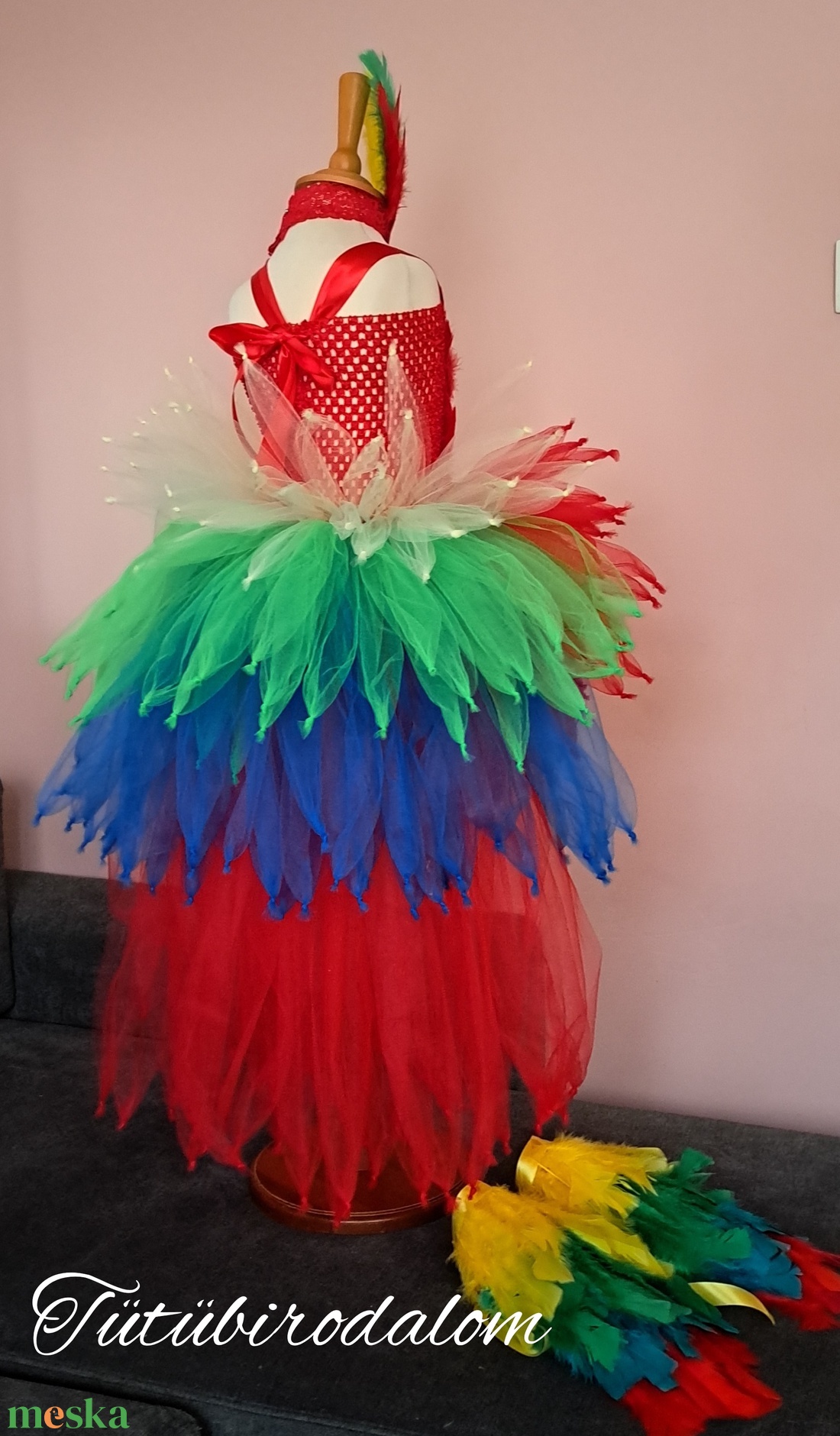 Színes Papagáj jelmez � látványos, különleges megjelenés - ruha & divat - jelmez & álarc - jelmez - Meska.hu