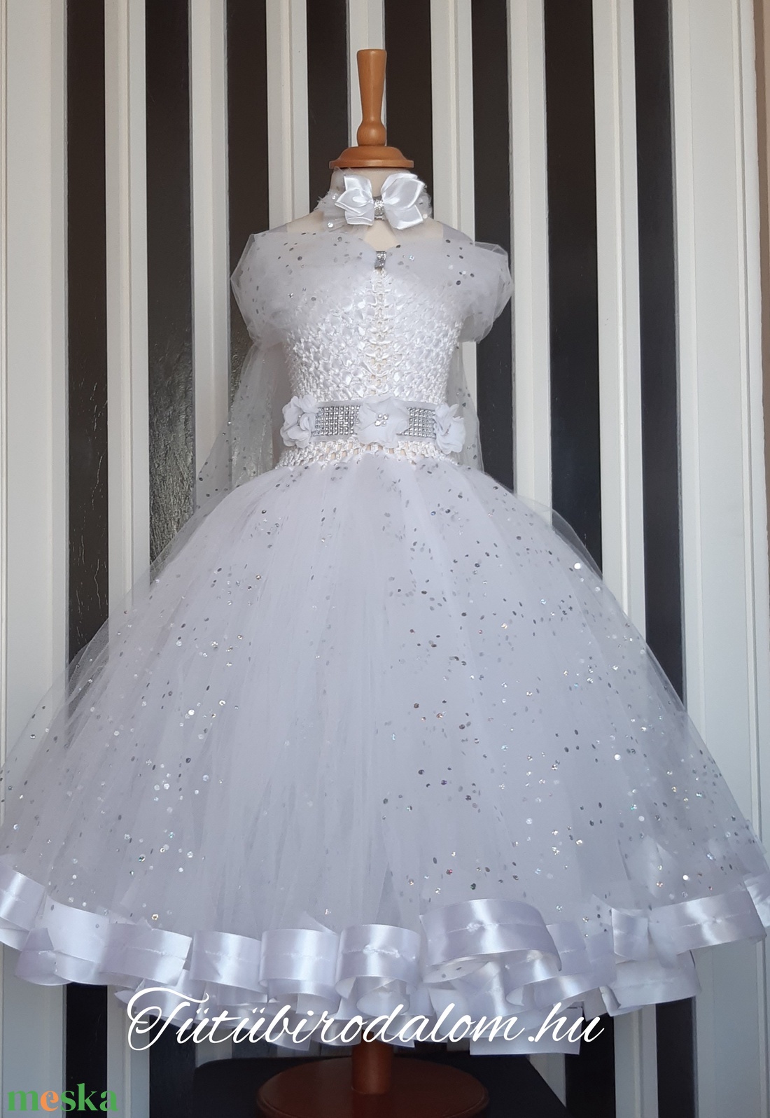 Egyedi, kézzel készített hosszú alkalmi tüll ruha  - baba - mama - babaruházat - baba ruhák - Meska.hu