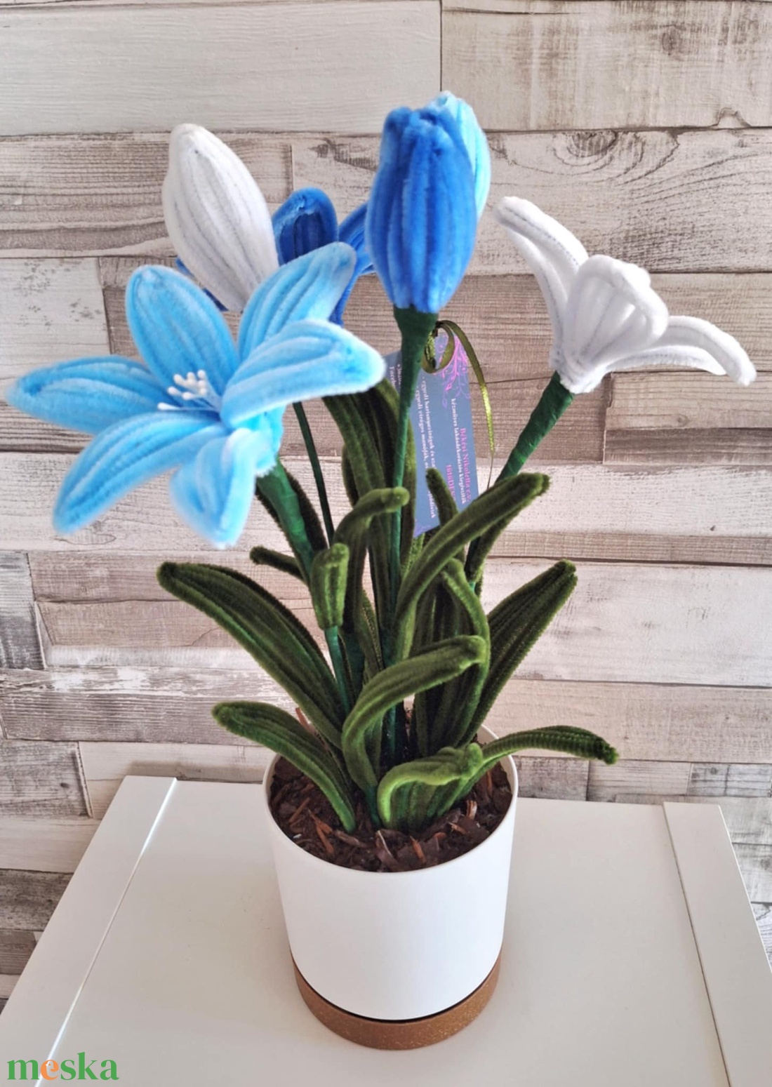 TütüDekor - Zsenília Liliom cserépben (fehér-vkék-skék) - otthon & életmód - dekoráció - virágdísz és tartó - csokor & virágdísz - Meska.hu