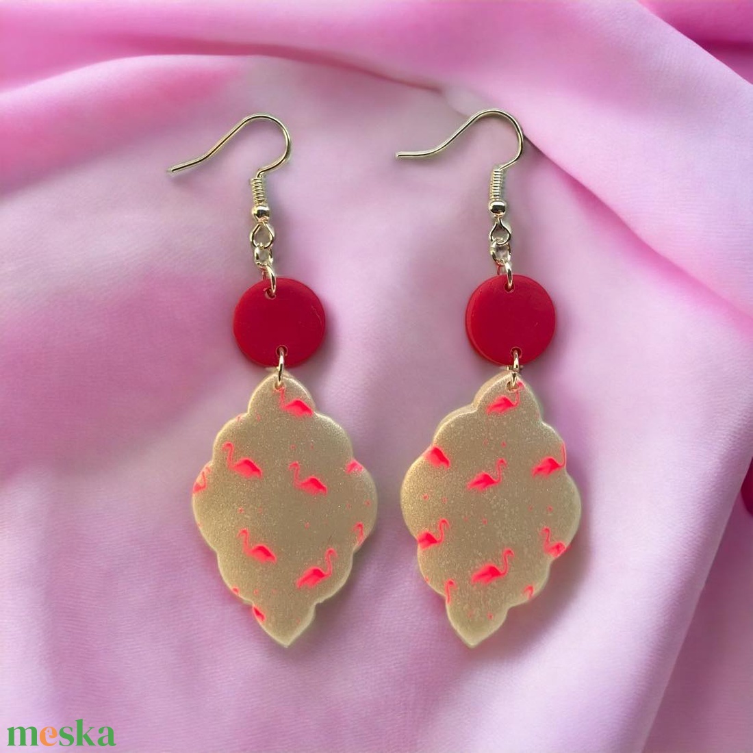 166. Pink flamingómintás különleges alakú fülbevaló - ékszer - fülbevaló - lógós kerek fülbevaló - Meska.hu