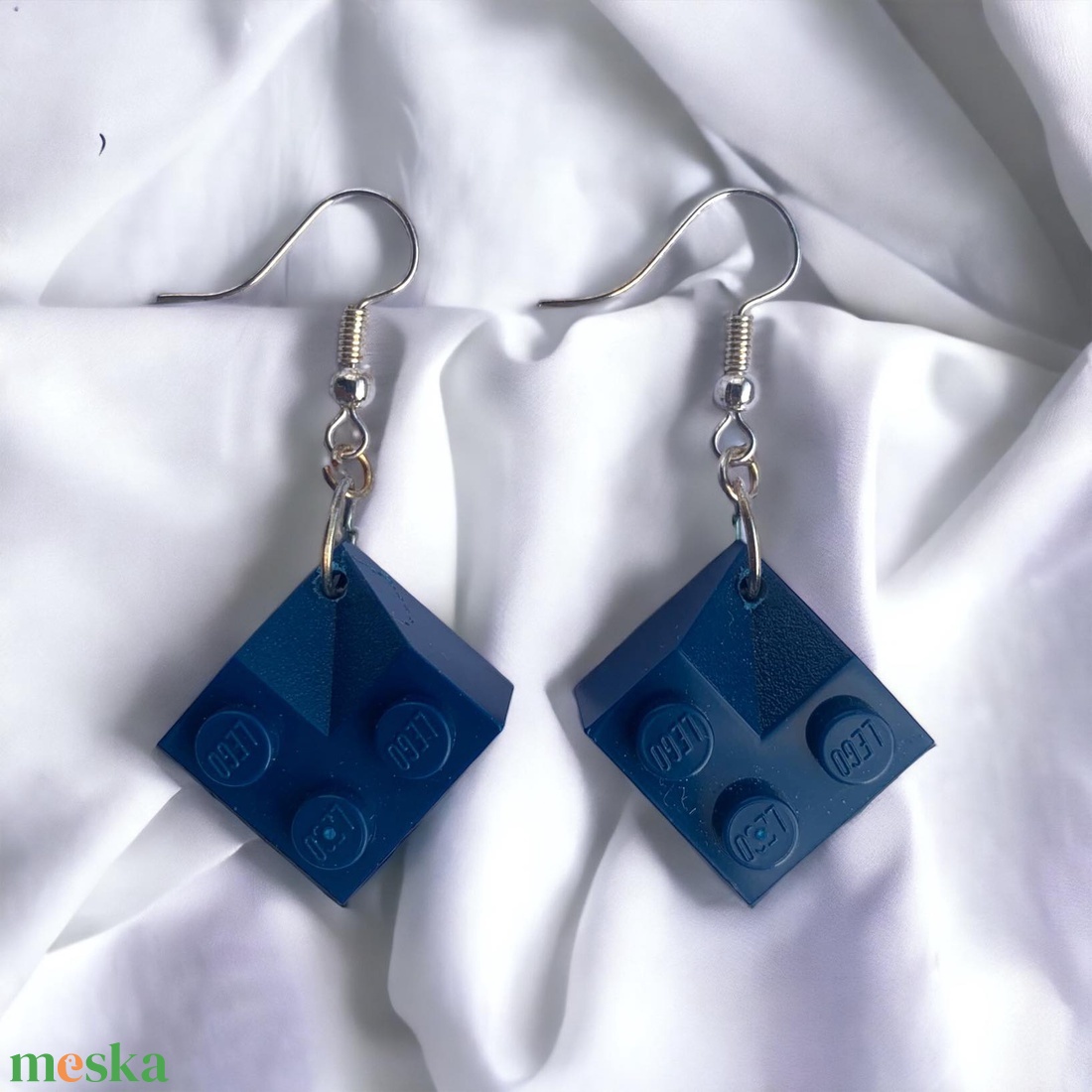 85. Kék legókocka fülbevaló - ékszer - fülbevaló - lógó fülbevaló - Meska.hu