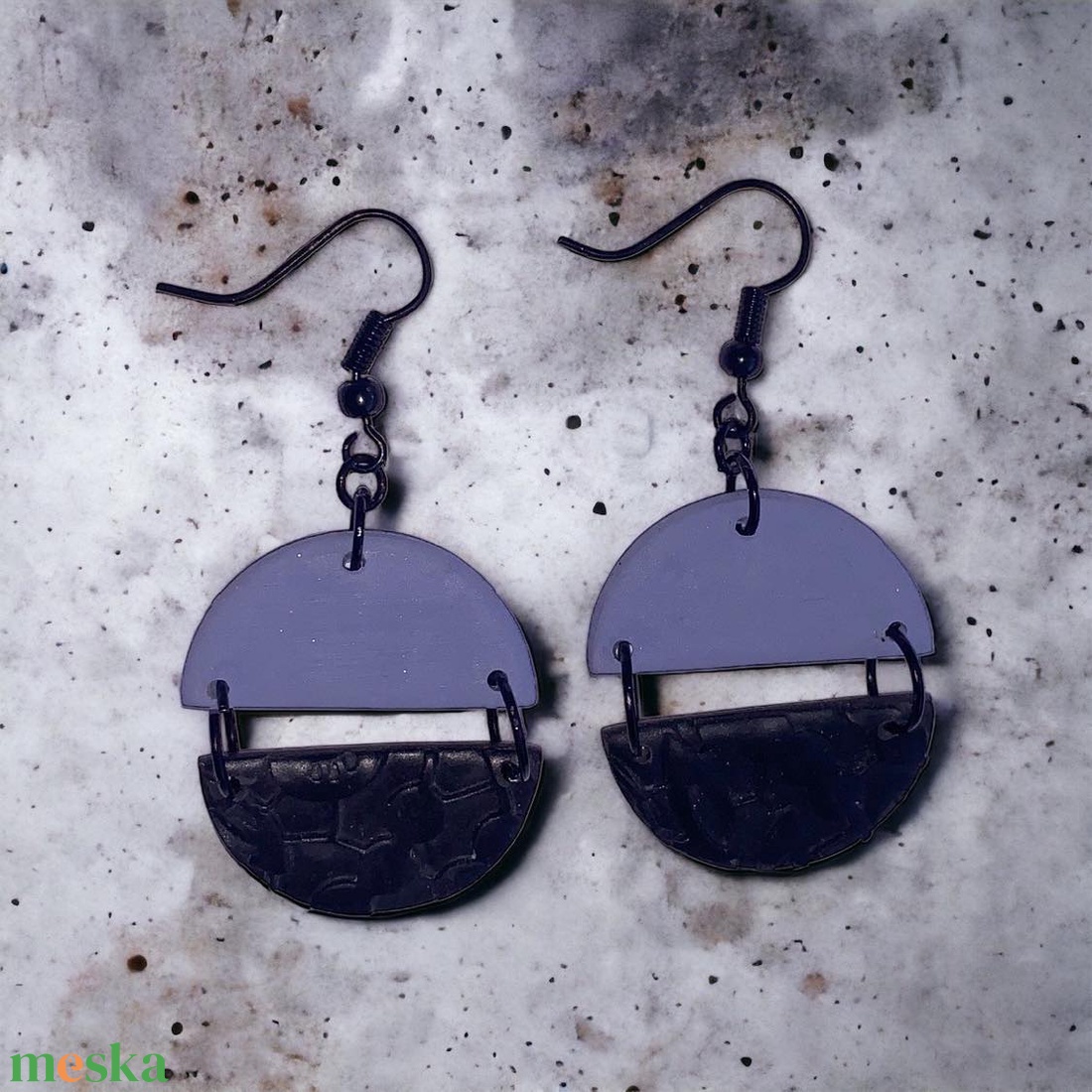 91. Kétrészes fekete és kék fülbevaló - ékszer - fülbevaló - lógós kerek fülbevaló - Meska.hu