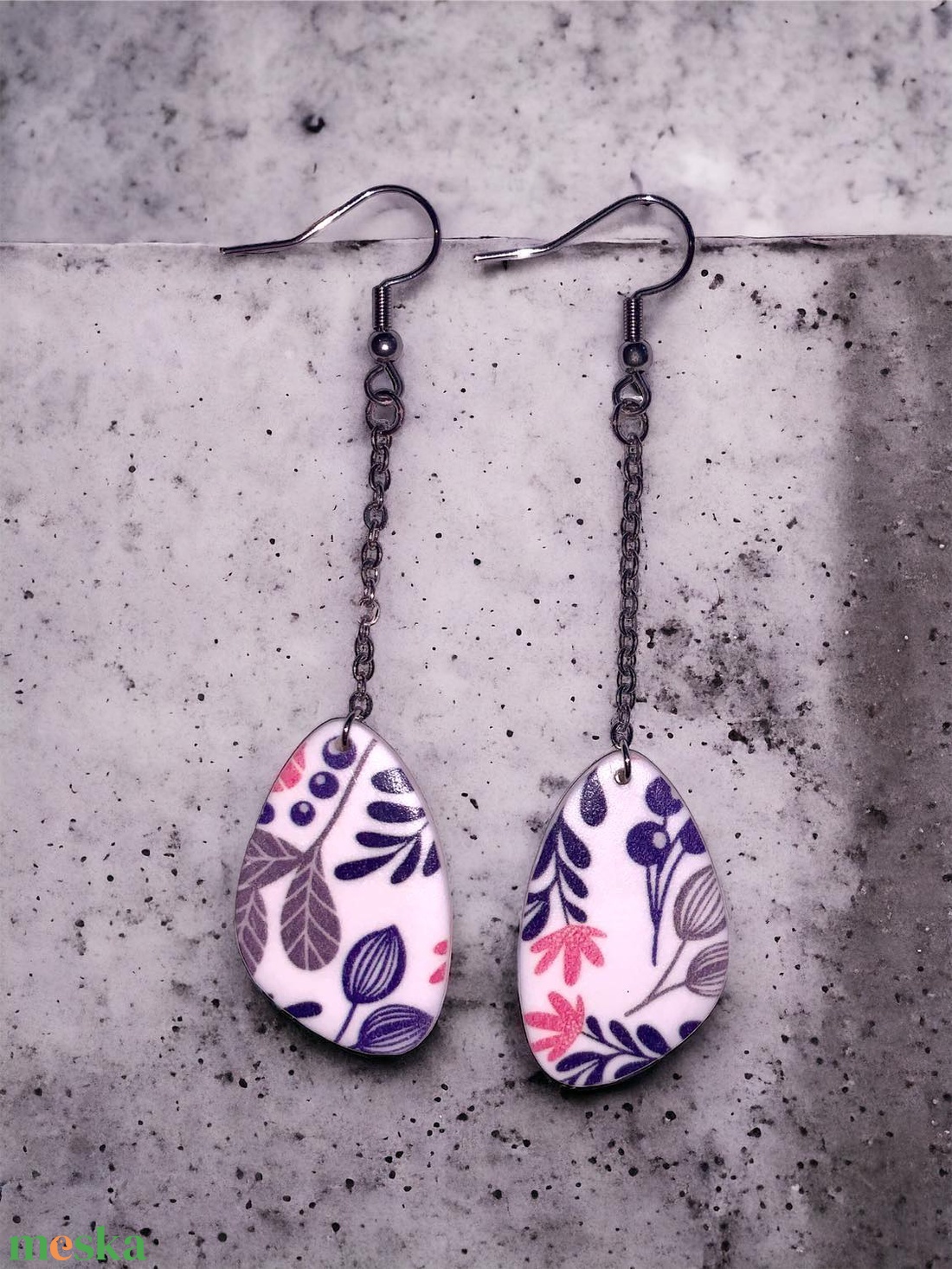 305. Tavaszi virágmintás fülbevaló - ékszer - fülbevaló - lógó fülbevaló - Meska.hu