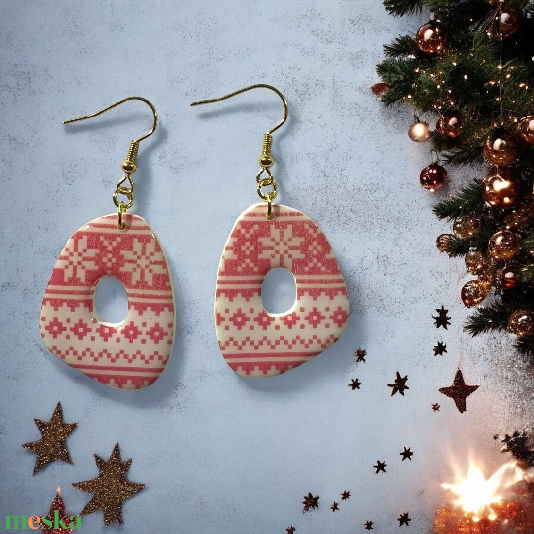 338. Karácsonyi mintás ,mégis egyszerű egyedi fülbevaló - ékszer - fülbevaló - lógós kerek fülbevaló - Meska.hu