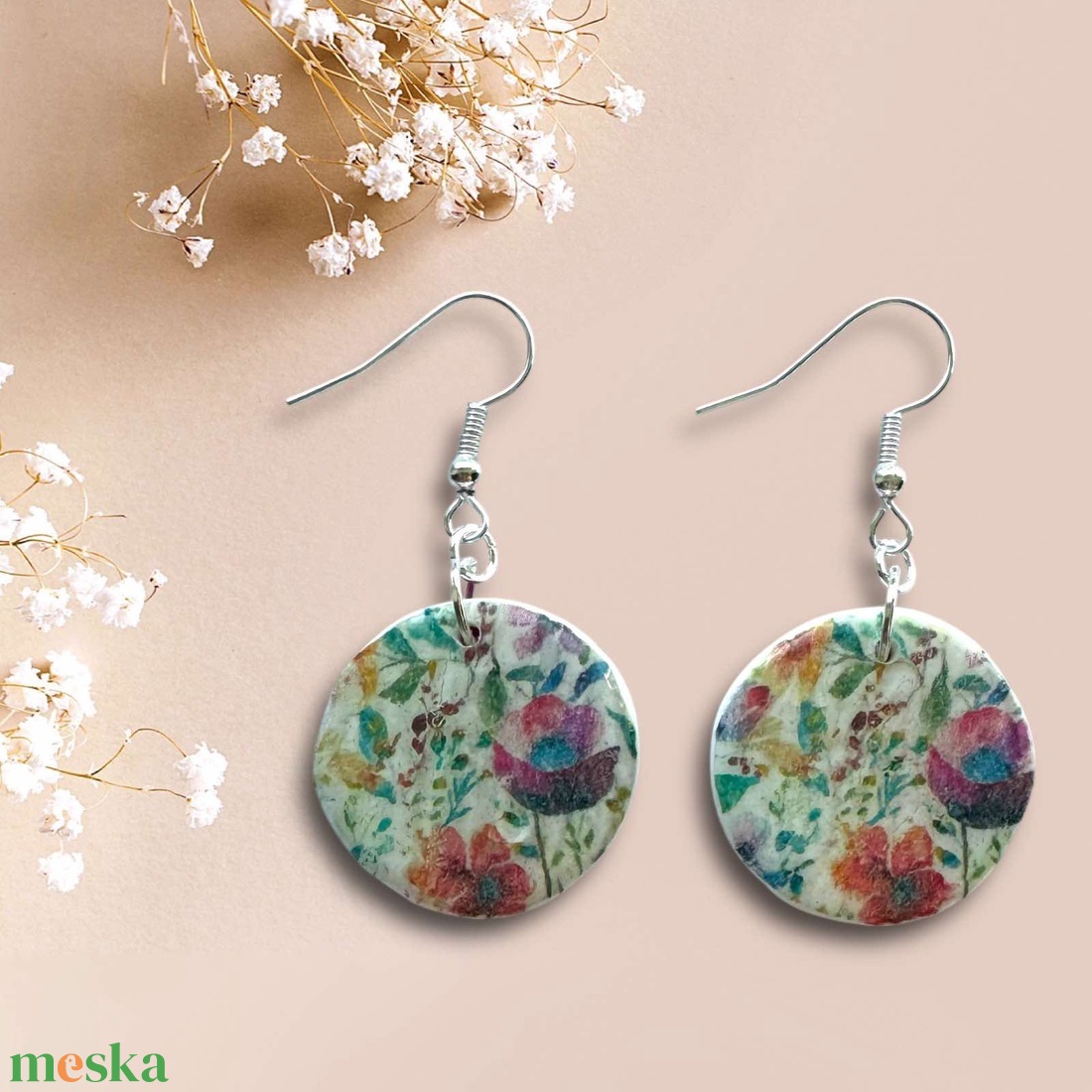 426. Virágos rét a fülbevalón - ékszer - fülbevaló - lógó fülbevaló - Meska.hu