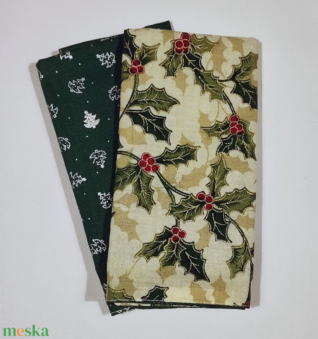Kétoldalas karácsonyi szalvéta: zöld-bézs/ 2 db - karácsony - karácsonyi lakásdekoráció - ünnepi asztaldekoráció - Meska.hu