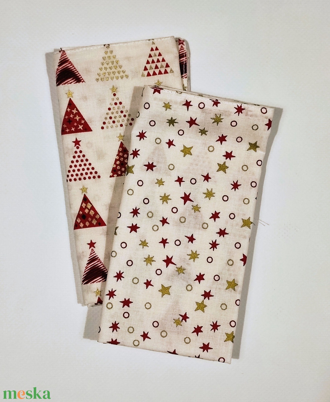 Kétoldalas karácsonyi szalvéta: fehér-piros/ 2 db - karácsony - karácsonyi lakásdekoráció - ünnepi asztaldekoráció - Meska.hu