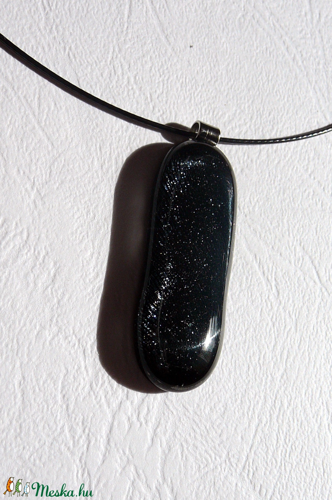 Csillogó fekete medál -  - Meska.hu