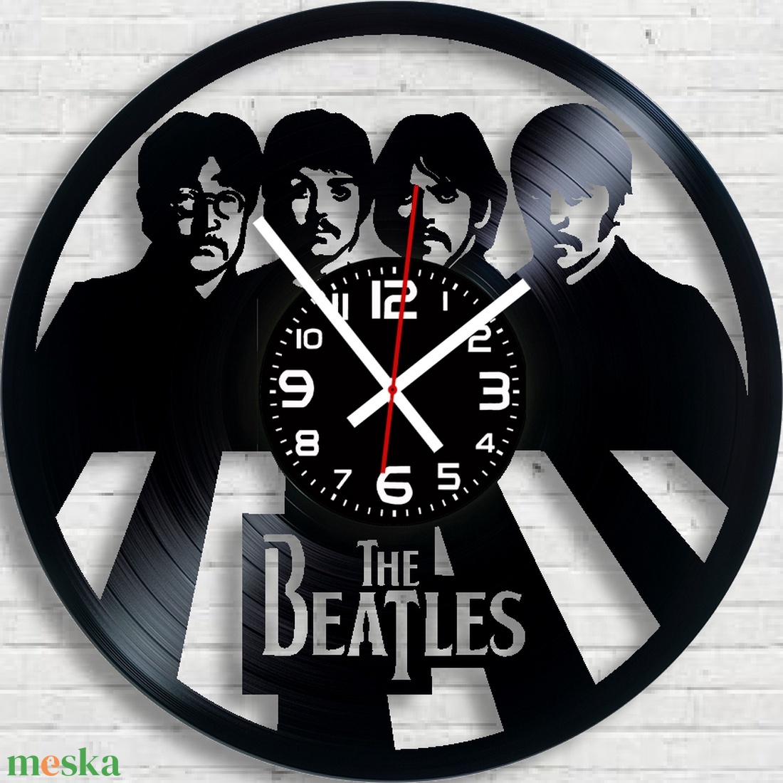 Beatles bakelitlemez falióra! - otthon & életmód - dekoráció - fali és függő dekoráció - falióra & óra - Meska.hu