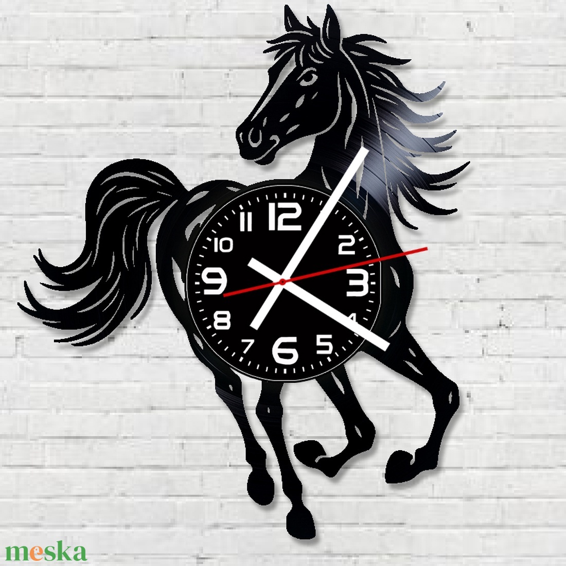 Lovas bakelitlemez falióra! - otthon & életmód - dekoráció - fali és függő dekoráció - falióra & óra - Meska.hu