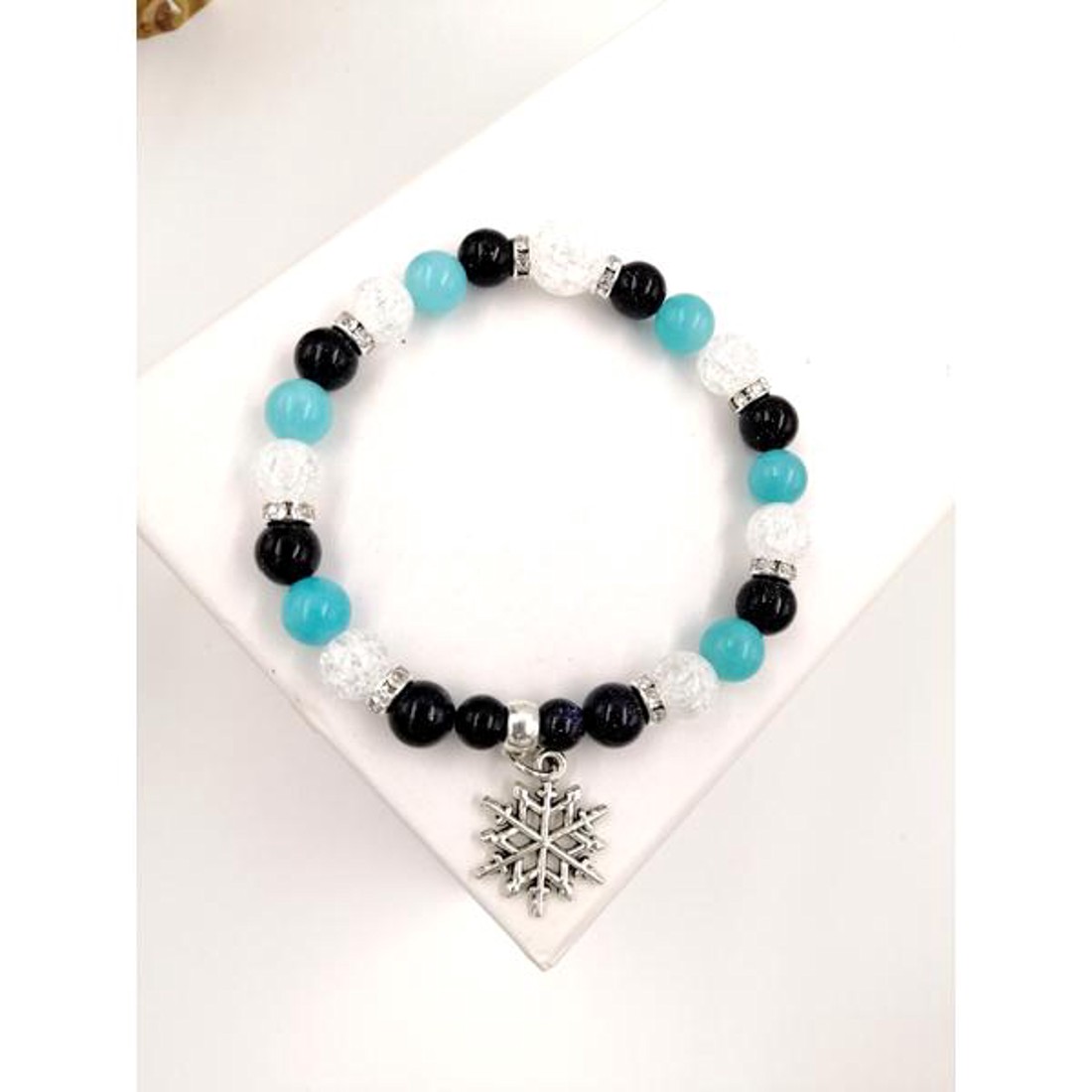 Blue Dream hópehely medálos ásványkarkötő - ékszer - karkötő - gyöngyös karkötő - Meska.hu