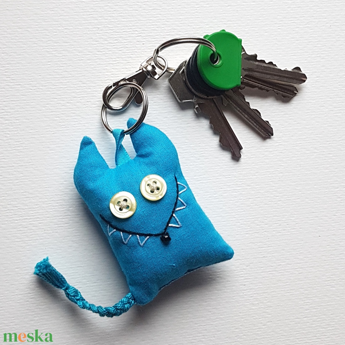 Türkizkék farkas kulcstartó - táska & tok - kulcstartó & táskadísz - kulcstartó - Meska.hu