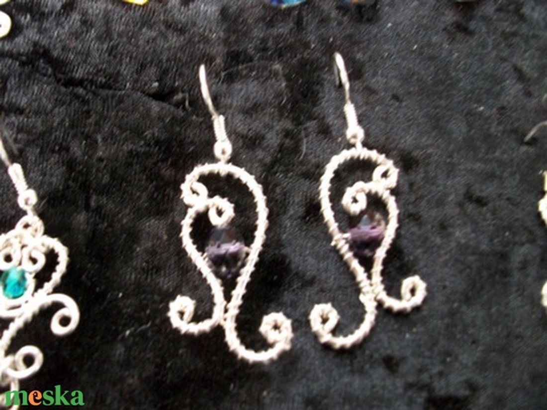 Amethyst üveggyöngyös fülbevaló - ékszer - fülbevaló - lógó fülbevaló - Meska.hu Amethyst üveggyöngyös fülbevaló - ékszer - fülbevaló - lógó fülbevaló - Meska.hu