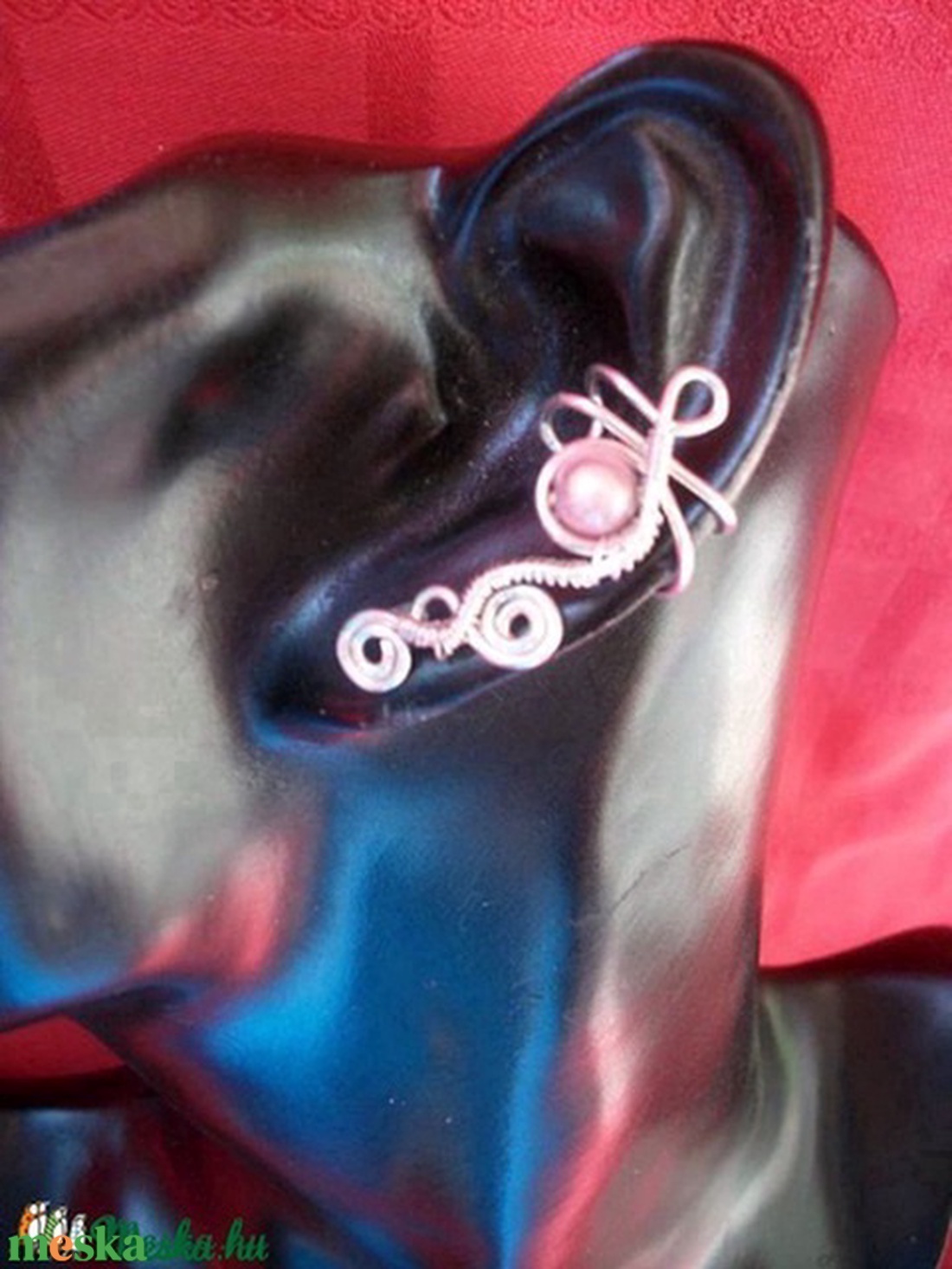 Lila üveggyöngyös  fülgyűrű - ékszer - fülbevaló - fülgyűrű - Meska.hu