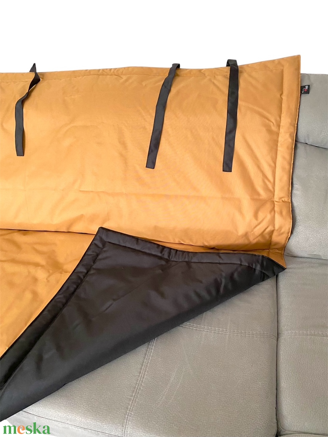 Autós üléstakaró (kutyás) (arany-fekete) - otthon & életmód - kisállatoknak - kutyáknak - kutya fekhelyek, házak - Meska.hu