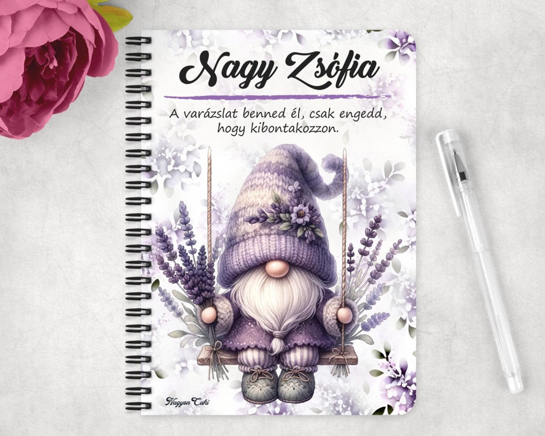 Személyre szabható - Hintázó Levendulás manó mintás A5-ös füzet - otthon & életmód - papír, írószer - jegyzetfüzet & napló - Meska.hu