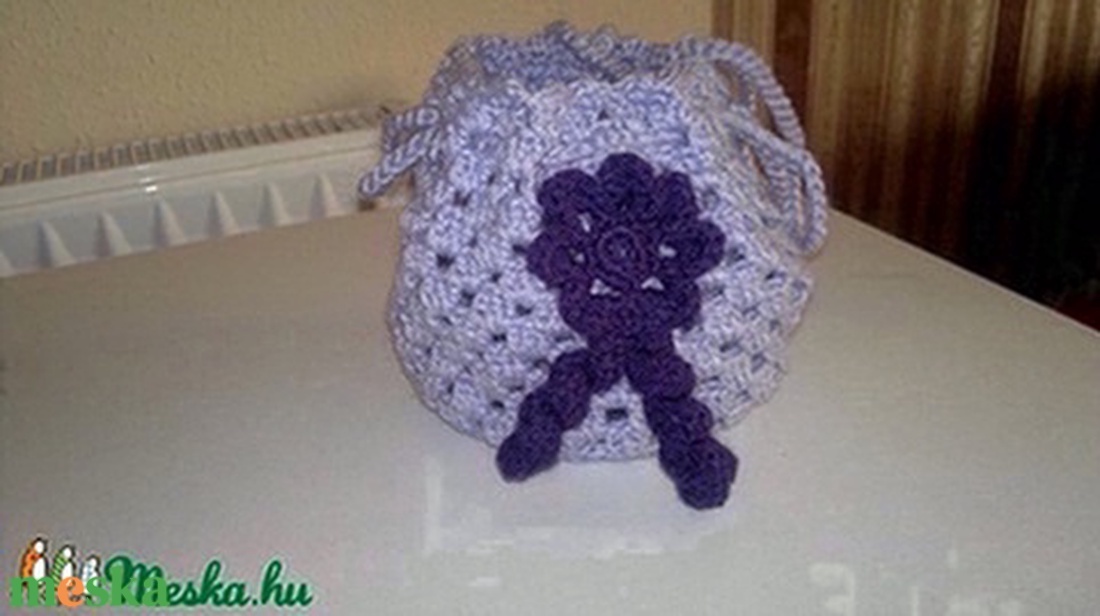 Horgolt tatyó virággal. - táska & tok - kézitáska & válltáska - válltáska - Meska.hu