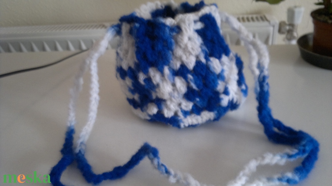 Horgolt tatyó virággal. - táska & tok - kézitáska & válltáska - válltáska - Meska.hu