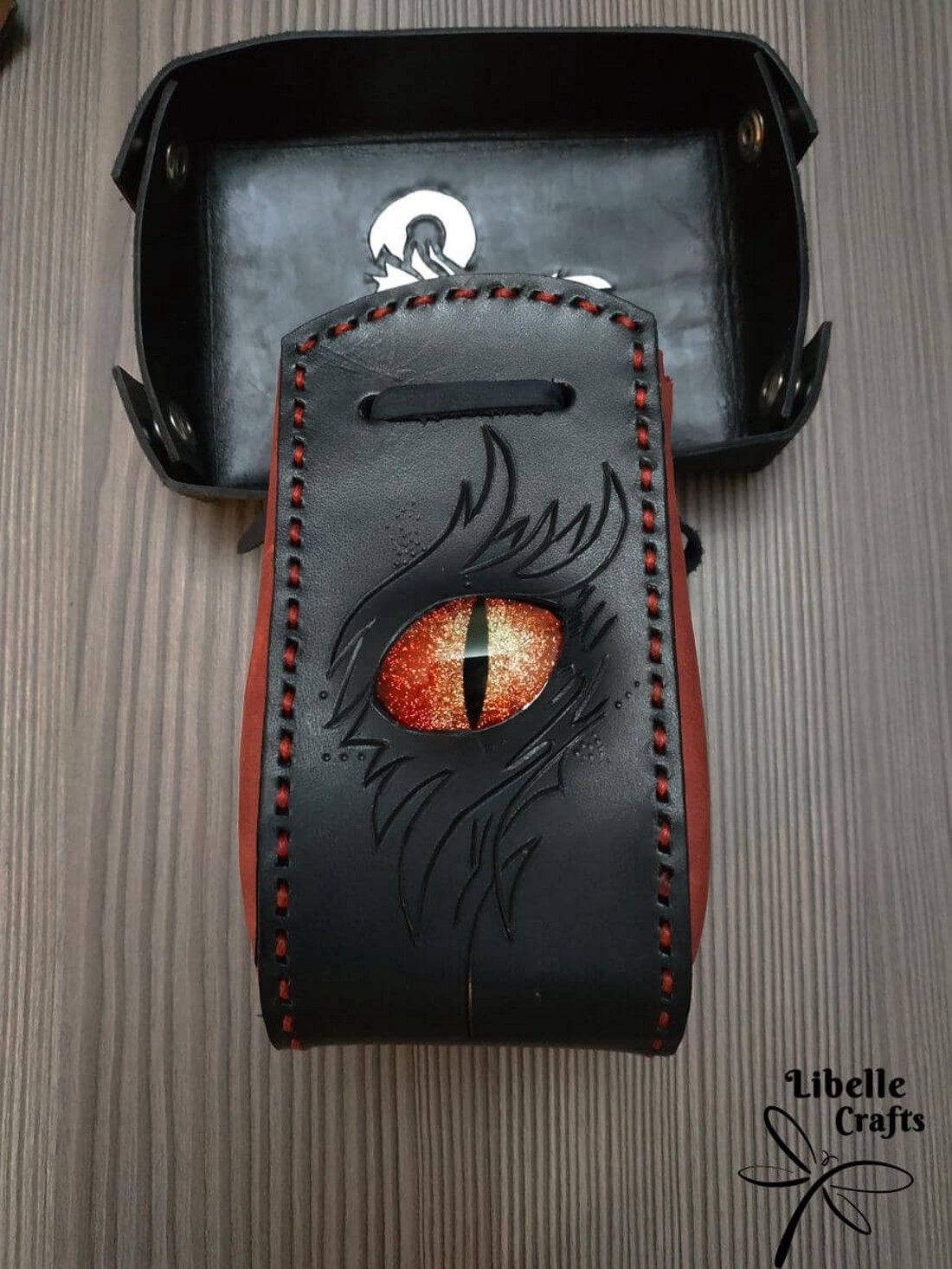 Sárkányszemes kockatartó szütyő - PIROS szemmel - játék & sport - szerepjáték - Meska.hu