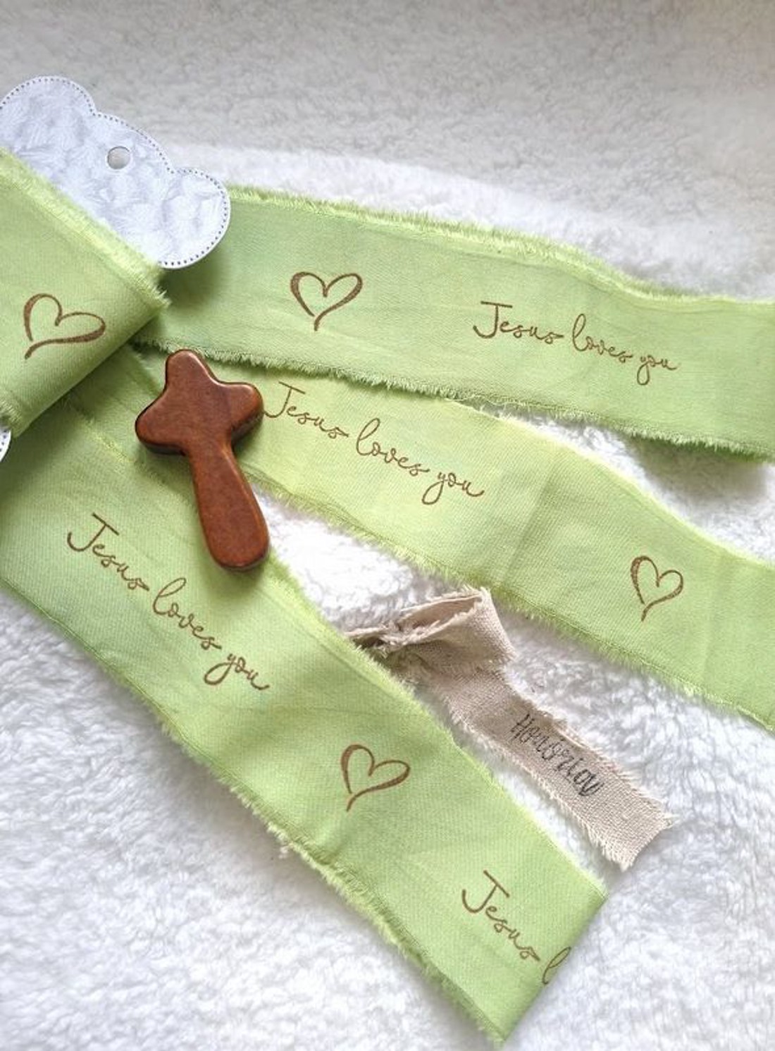 Kézzel festett és bélyegzett, tépett, pamutszalag, Bibliai, igés, felirattal- zöld-015 - kellékek & szerszámok - rövidáru - szalag, pánt - textilszalag - Meska.hu