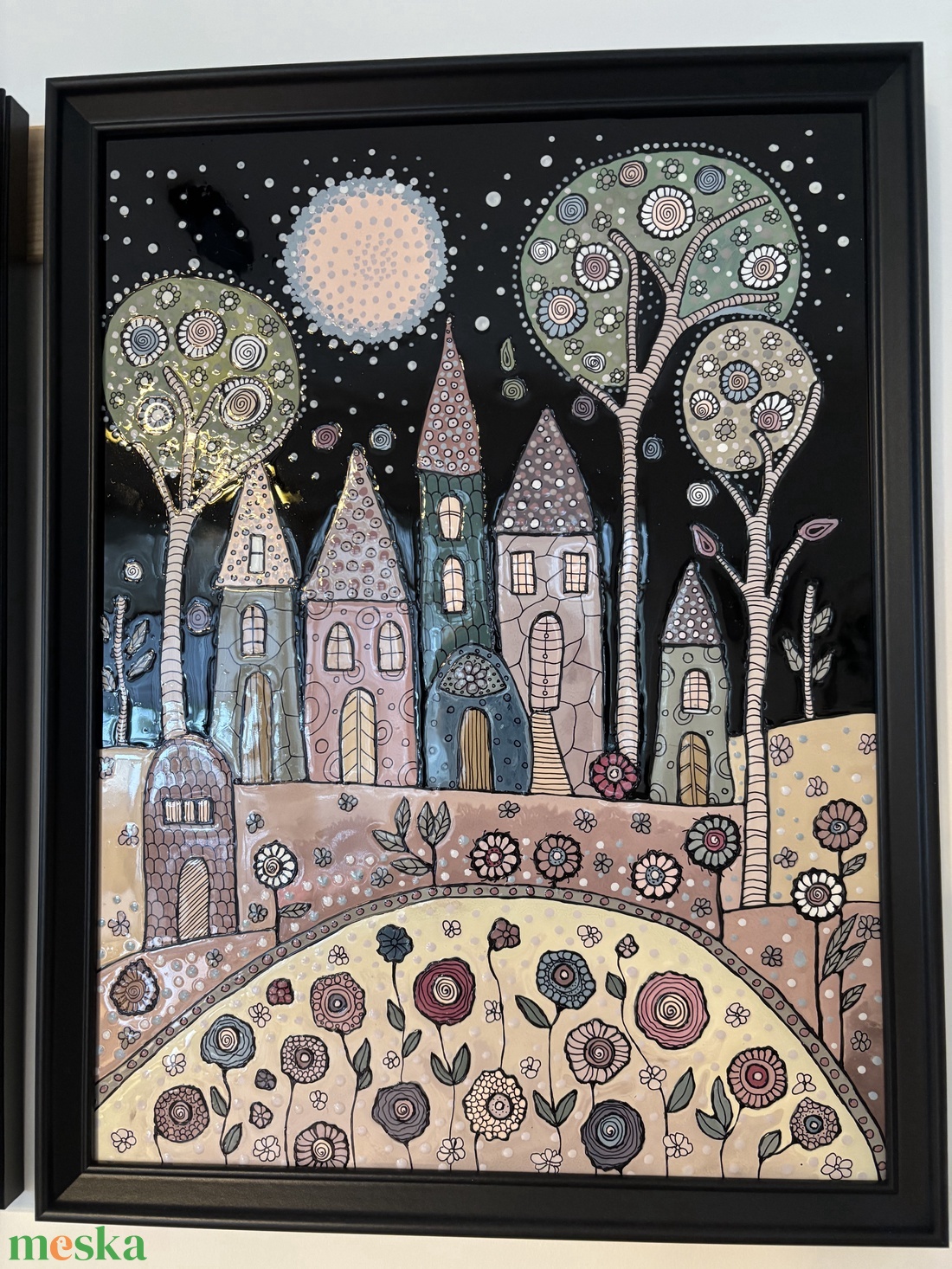 Fák-házak-virágok barackszínekben - művészet - festmény - üvegfestmény - Meska.hu