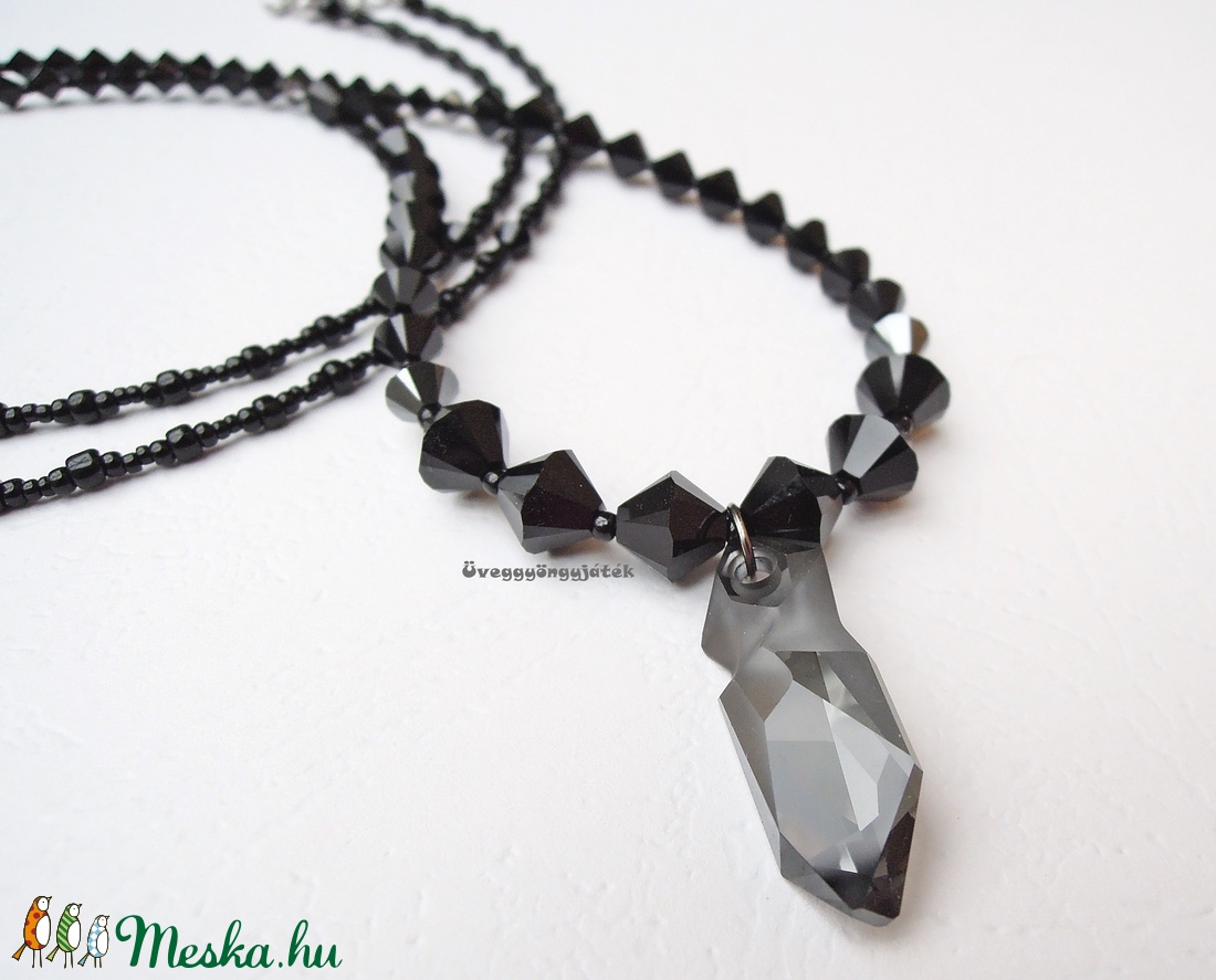Hosszú nyaklánc Swarovski Kaputt medállal - ékszer - nyaklánc - medálos nyaklánc - Meska.hu Hosszú nyaklánc Swarovski Kaputt medállal - ékszer - nyaklánc - medálos nyaklánc - Meska.hu