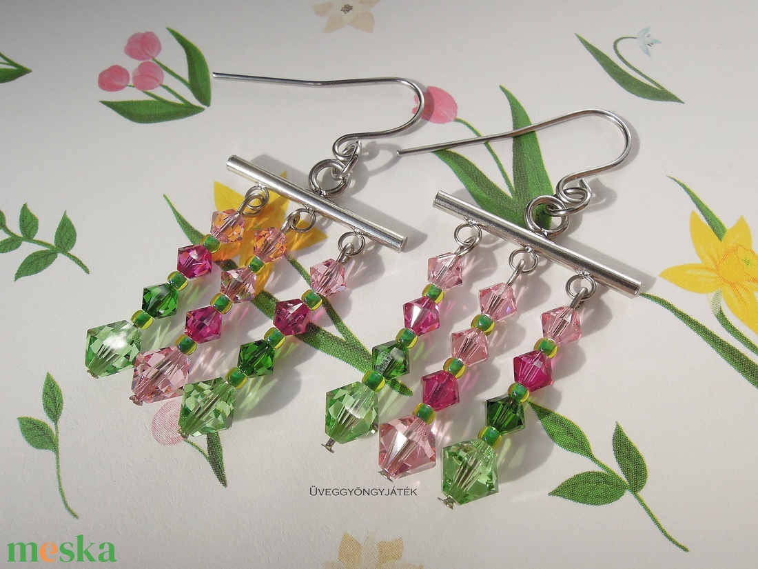 Üde tavasz - fülbevaló, Swarovski fülbevaló - ékszer - fülbevaló - csillár fülbevaló - Meska.hu Üde tavasz - fülbevaló, Swarovski fülbevaló - ékszer - fülbevaló - csillár fülbevaló - Meska.hu