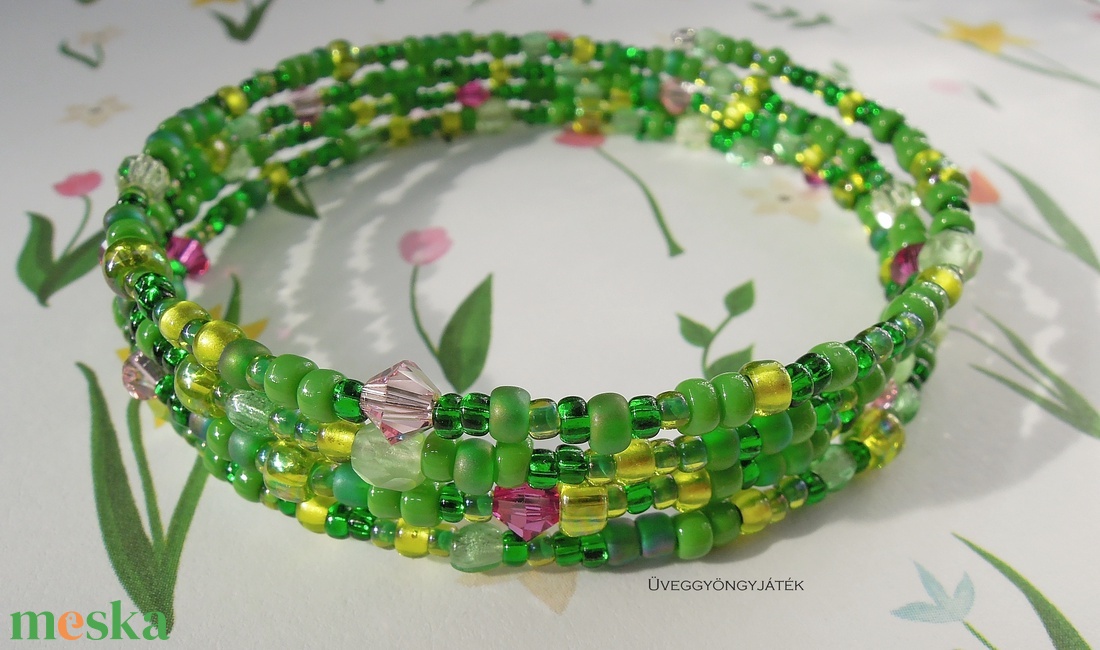 Tavasz keringő  -  memória karkötő, romantikus karkötő, Swarovski karkötő - ékszer - karkötő - memóriadrótos karkötő - Meska.hu
