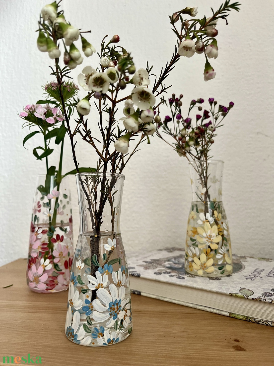 Virágos üvegváza - otthon & életmód - virágdekoráció - virágtartó - váza - Meska.hu