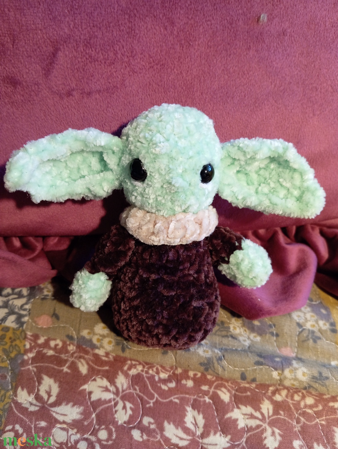 Horgolt bébi Yoda, Grogu - játék & sport - plüssállat & játékfigura - szörnyike - Meska.hu
