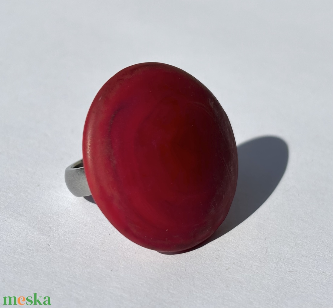 Red velvet üveg gyűrűtető, cserélhető - ékszer - gyűrű - kerek gyűrű - Meska.hu
