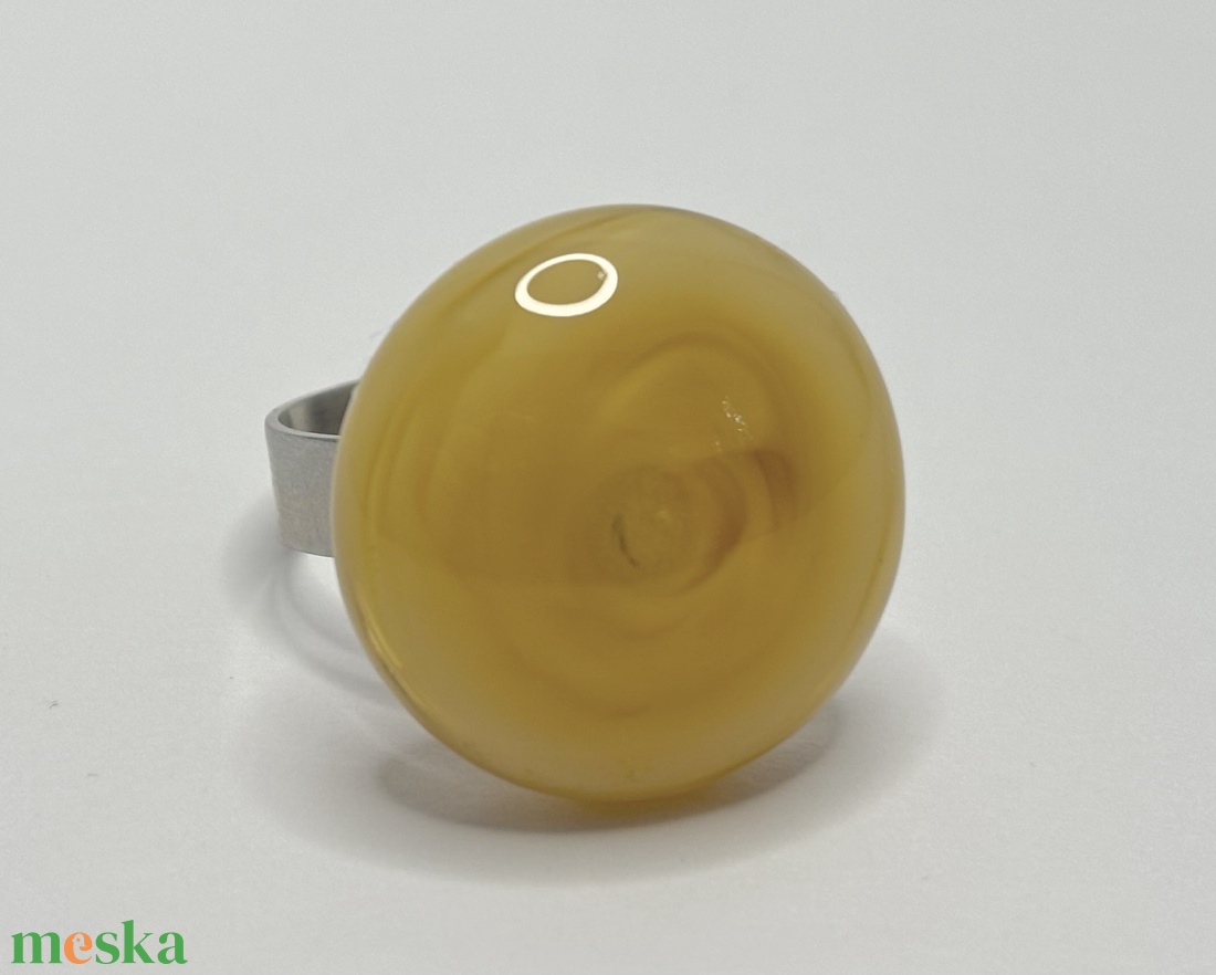Beige cukorka gyűrű - ékszer - gyűrű - gyöngyös gyűrű - Meska.hu Beige cukorka gyűrű - ékszer - gyűrű - gyöngyös gyűrű - Meska.hu