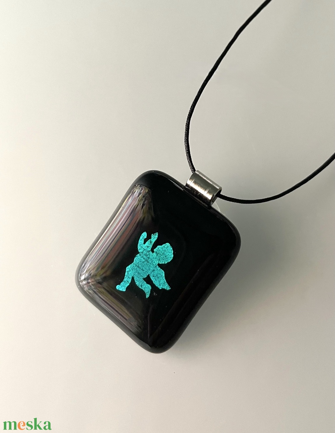 Karácsonyi angyalkás medál, üvegékszer - ékszer - nyaklánc - medálos nyaklánc - Meska.hu