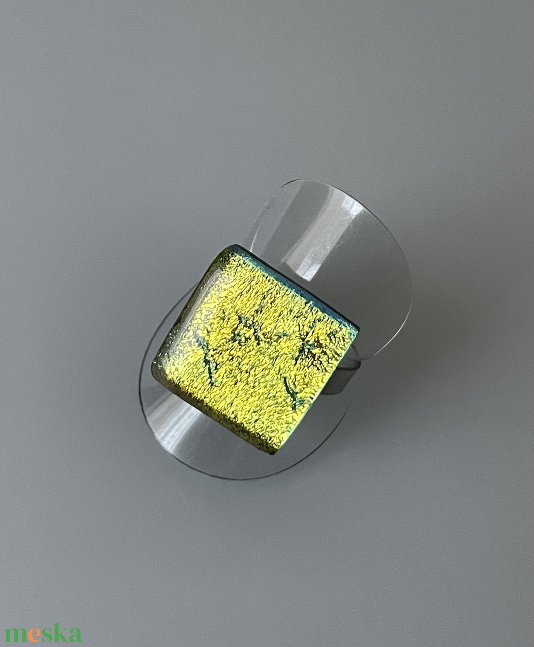 Aranysárga irizáló gyűrű, üvegékszer - ékszer - gyűrű - figurális gyűrű - Meska.hu