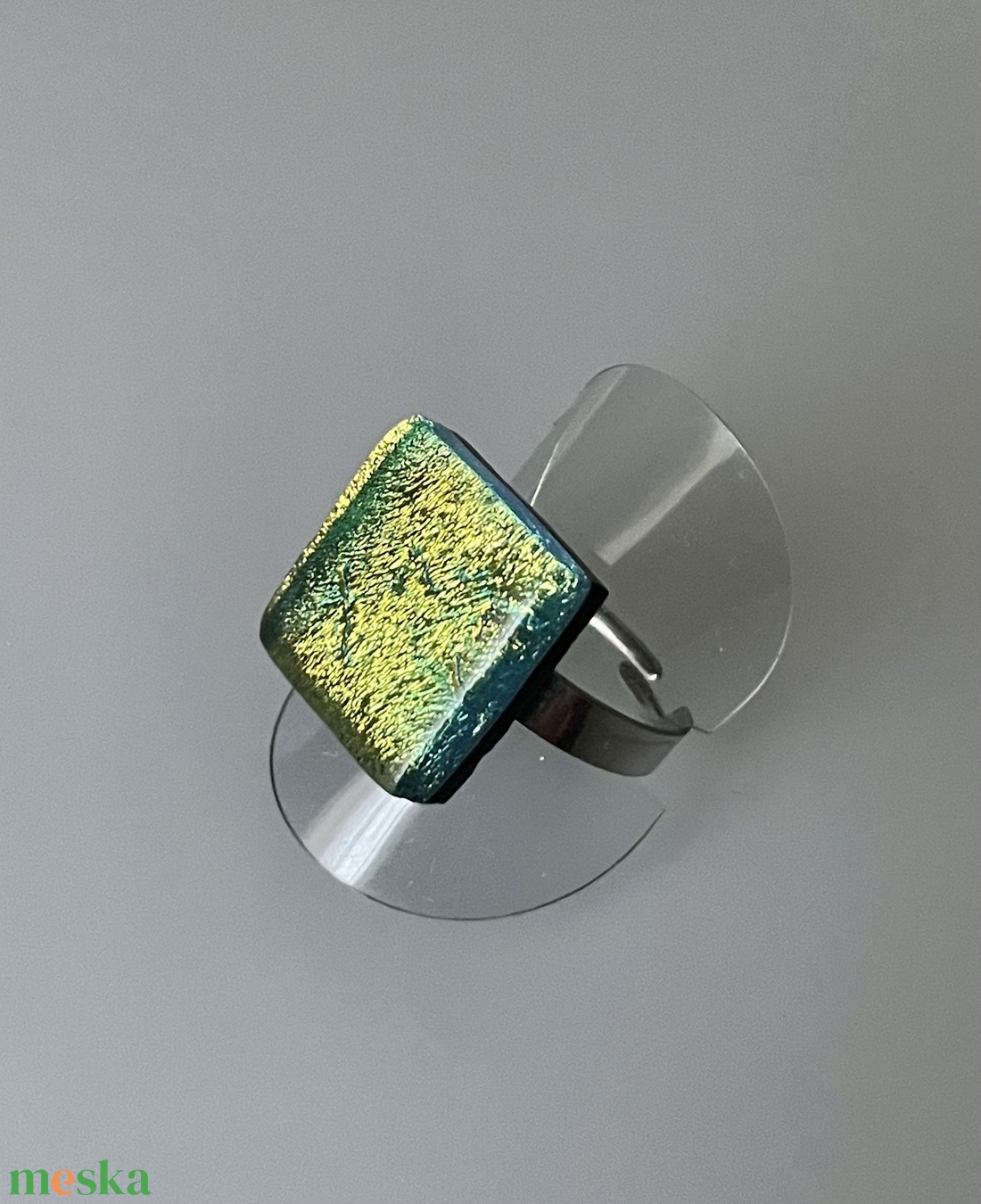 Aranysárga irizáló gyűrű, üvegékszer - ékszer - gyűrű - figurális gyűrű - Meska.hu