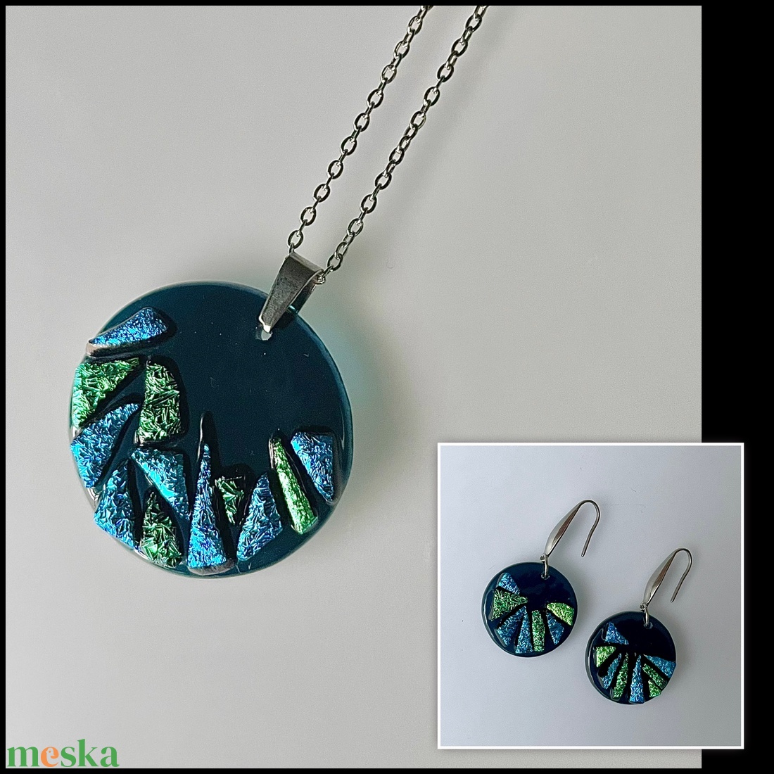 Többszínű irizáló nyaklánc, üvegékszer - ékszer - nyaklánc - medálos nyaklánc - Meska.hu