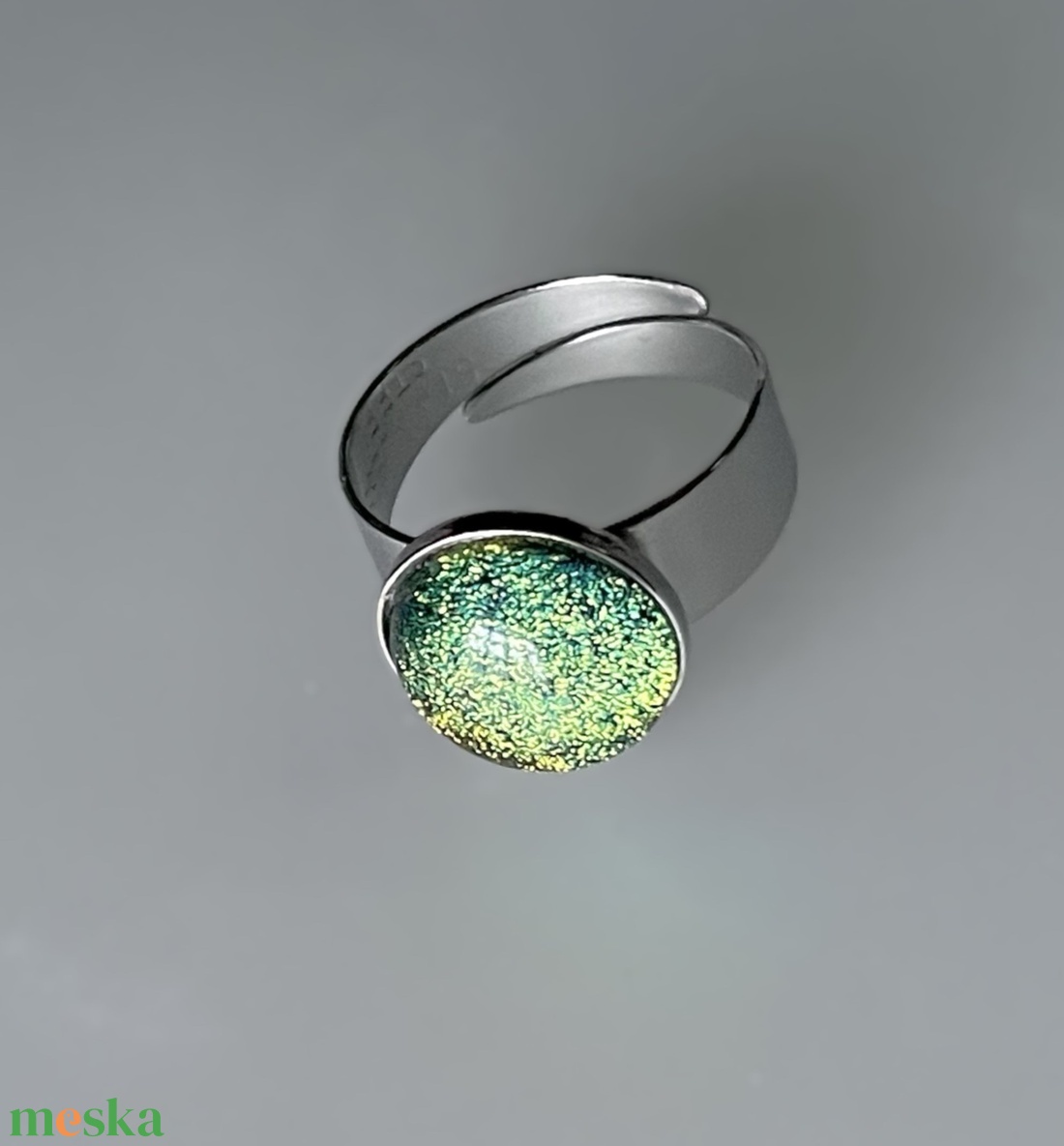 Aranysárgán csillogó gyűrű, üvegékszer - ékszer - gyűrű - kerek gyűrű - Meska.hu