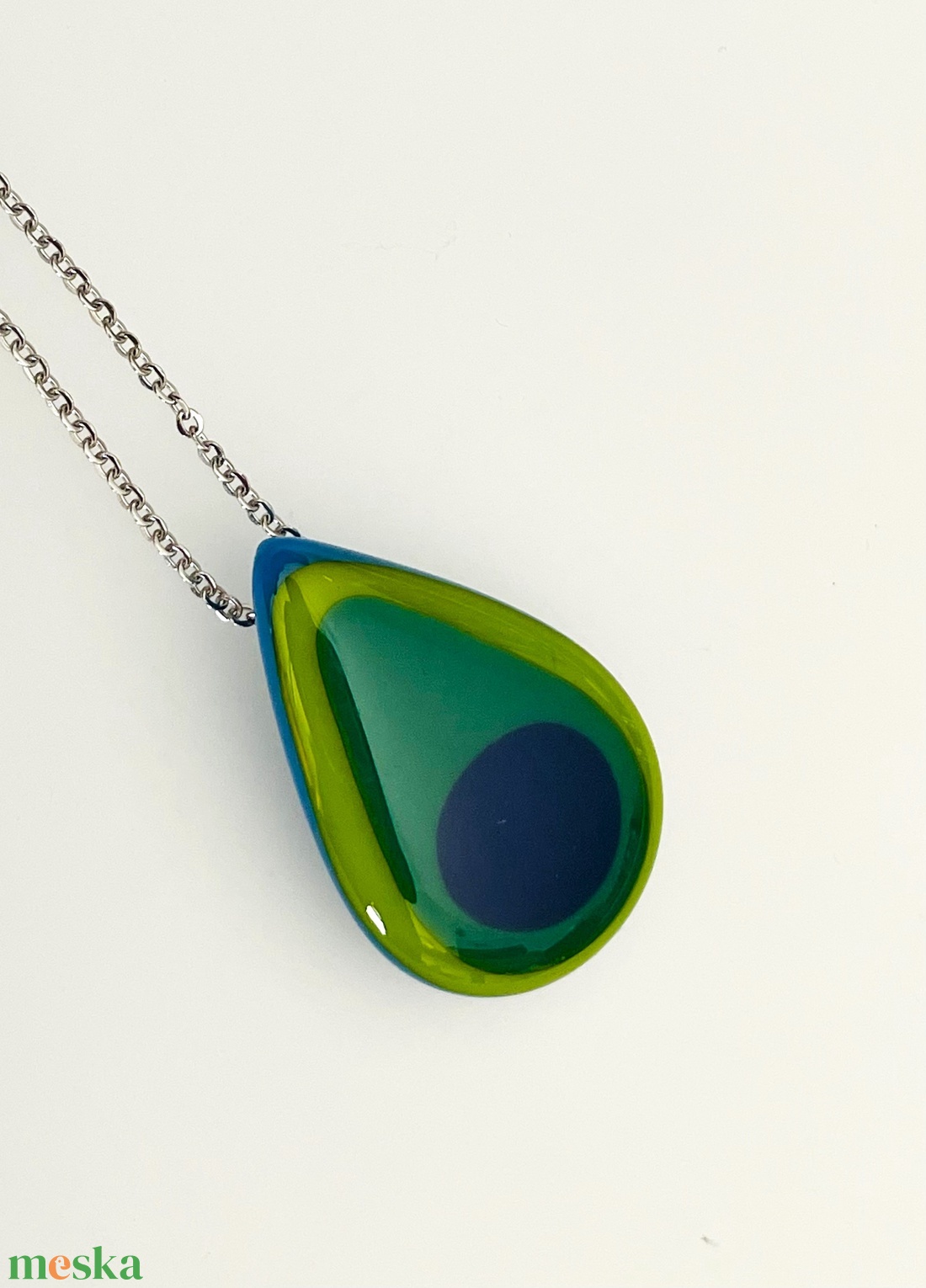 Pávatoll medál, üvegékszer - ékszer - nyaklánc - medálos nyaklánc - Meska.hu